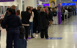 В пражском аэропорту образовались очереди из-за новой системы биометрических проверок