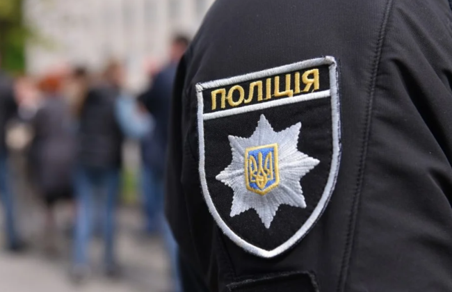 В Белой Церкви 18-летний юноша избил пенсионеров прямо на улице — его будут судить