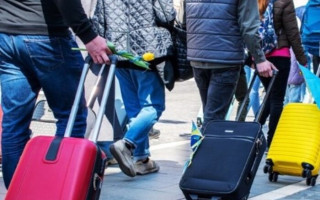 Кількість українців, які звертаються по захист у Німеччині, різко зросла після дозволу на виїзд чоловікам 18–22 років — Welt