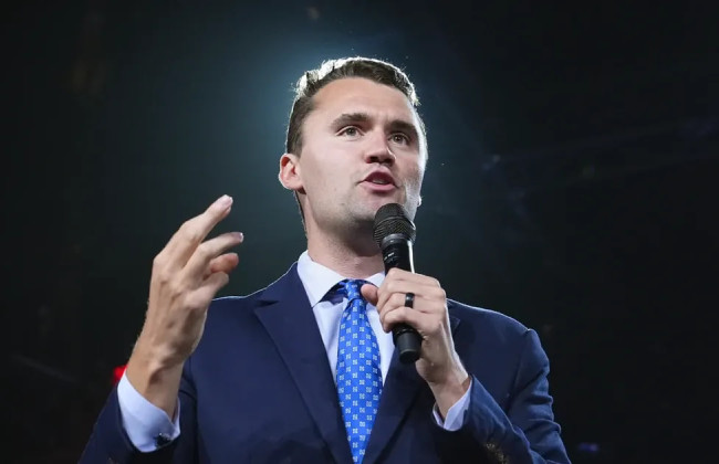 США отменили визы шестерым иностранцам из-за комментариев о погибшем блогере Чарли Кирке