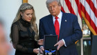 Трамп посмертно наградил Чарли Кирка Президентской медалью Свободы