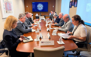 Українська делегація провела переговори з представниками США напередодні зустрічі президентів