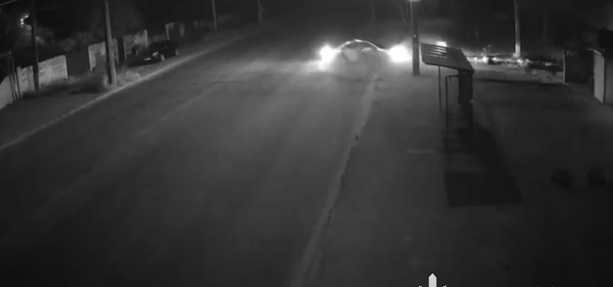 У Житомирі поліцейський напідпитку в’їхав в електроопору – загинула 16-річна дівчина