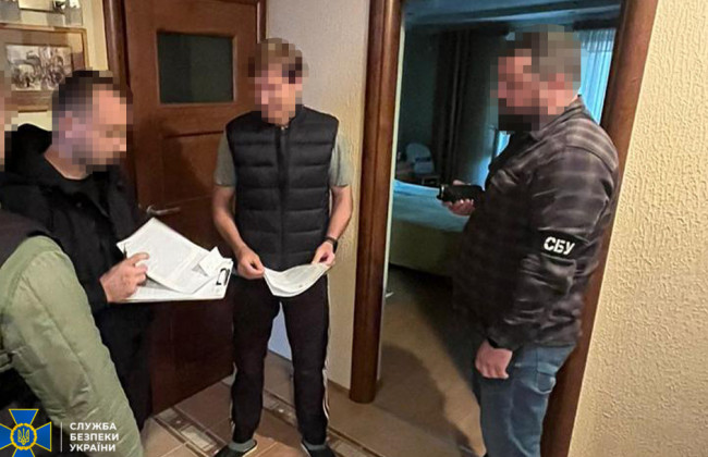 Вивозили ухилянтів за кордон під виглядом водіїв — на Прикарпатті заблокували схему