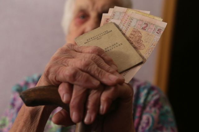 В Пенсионном фонде объяснили, при каких обстоятельствах выплата пенсии прекращается