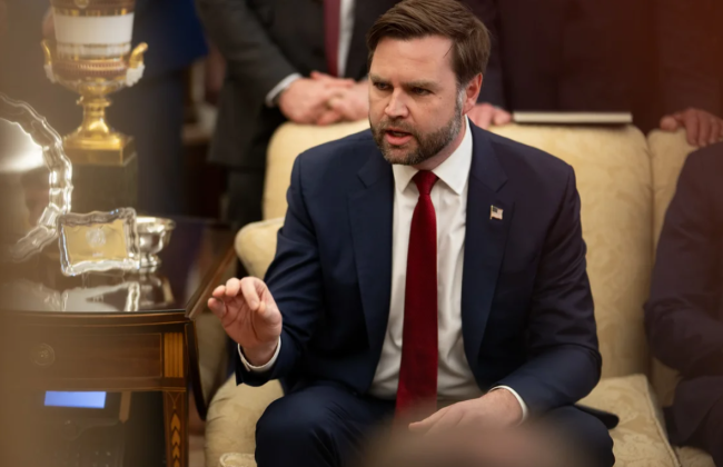 Вэнс считает, что Россия и Украина пока не готовы заключить мирное соглашение