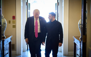 Трамп призвал Украину и Россию остановить войну и объявить о победе обеих сторон.