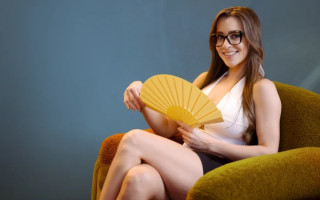 Творців реклами бетону «Твердий стандарт» із зіркою кіно 18+ Джозефіною Джексон оштрафували за дискримінацію