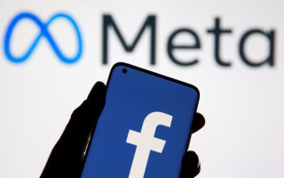 Meta запускає нову функцію ШІ для Facebook – автоматичне редагування фото із галереї смартфона