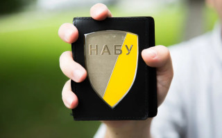 СБУ провела обыски у родственников детектива НАБУ, который расследовал дело Роттердам+