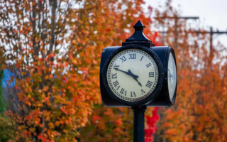 Испания снова призывает ЕС отменить переход на летнее и зимнее время