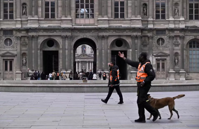 В Лувре обнаружили серьезные пробелы в системе безопасности — работы не завершены за 14 лет