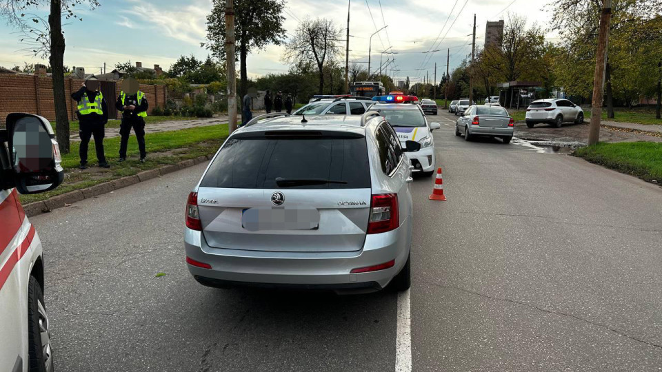 В Кривом Роге нацгвардеец на переходе сбил 13-летнего мальчика — ребенок погиб