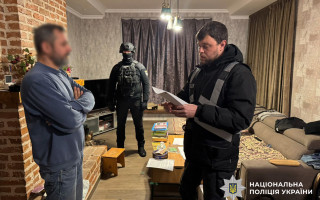 Экс-директору «Молодого театра» Андрею Белоусу объявлено подозрение в сексуальном насилии над студентками