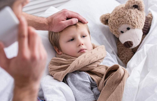 На каких условиях выплачивается больничный по уходу за больным ребенком — разъяснение