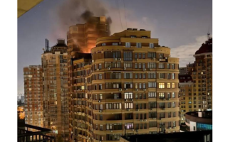 У будинок режисера Олексія Комаровського влучив шахед, фото