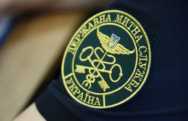 Гостаможслужба внедрила новые функции с поддержкой ИИ и голосовых команд