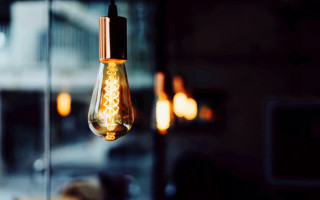 ДТЕК оприлюднив графіки відключень світла у Києві на 23 жовтня