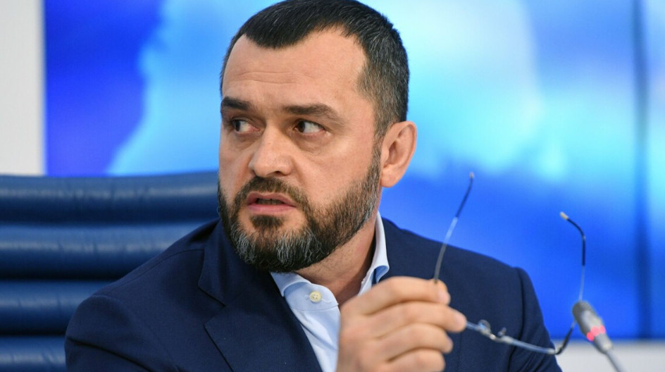 ВАКС конфисковал имущество экс-министра МВД времен Януковича Виталия Захарченко