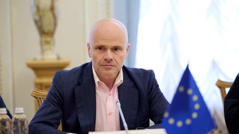 В 2026 году Украина увеличит финансирование медицины — больше средств направят на лечение редких заболеваний