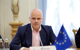 В 2026 году Украина увеличит финансирование медицины — больше средств направят на лечение редких заболеваний