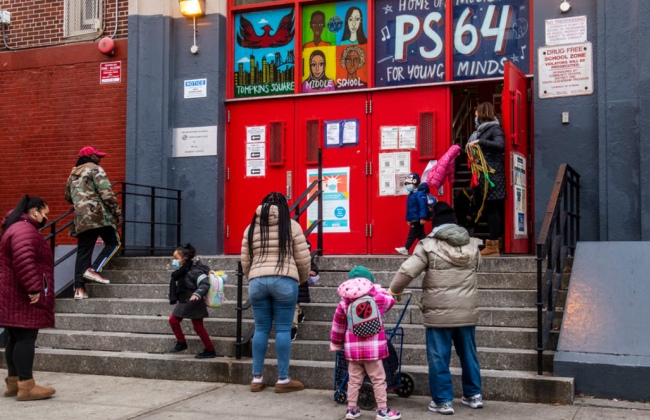 Суд штату Нью-Йорк відхилив позов про расову упередженість у відборі до престижних шкіл