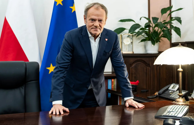 Зеленський готовий воювати ще 2-3 роки, – Туск розповів про розмову з президентом України