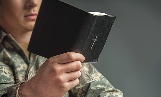 Мобилизированный верующий не доказал незаконность своего призыва — детали дела