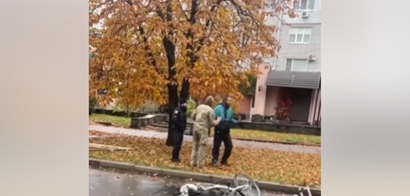 На велосипедистів поширюється дія законів — Полтавський ТЦК пояснив ситуацію з «врятованим» велосипедистом у Горішніх Плавнях