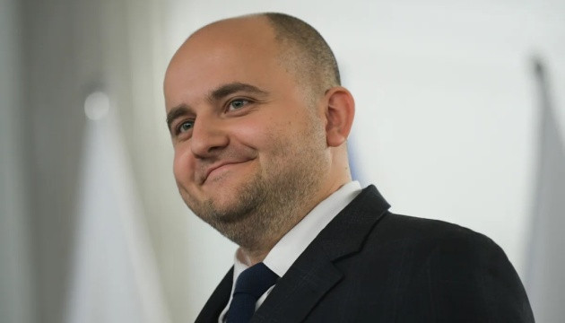 У Польщі висунули звинувачення вісьмом особам, серед них — депутат Даріуш Матецький