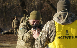 Инструкторы военных учебных заведений будут получать до 30 тысяч гривен дополнительного вознаграждения