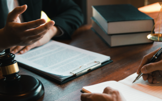 Верховный Суд пересмотрел дело о завещании и напомнил об обязанности судов обеспечить право на доказывание