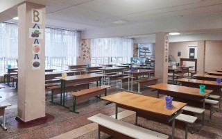 Правительство разрешило направлять образовательную субвенцию на ремонт школьных столовых