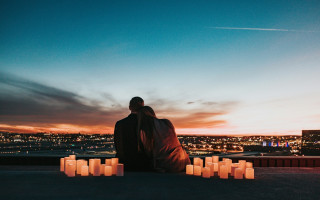 У Китаї жінка одружилася з хворим на рак чоловіком, щоб отримати його нирку — але знайшла справжнє кохання