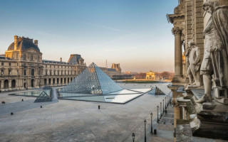 Во Франции задержали пятерых подозреваемых в громком ограблении Лувра