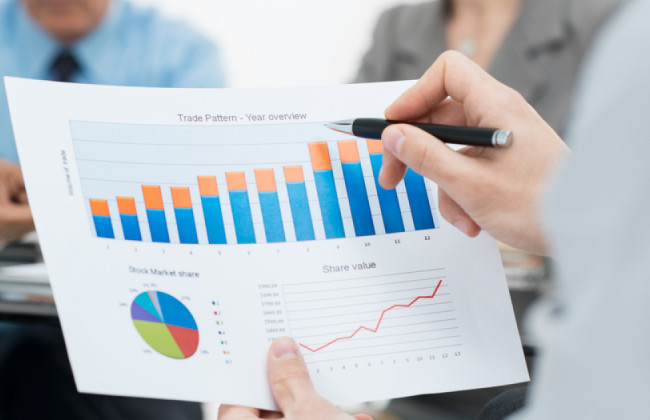 Средняя зарплата в сентябре выросла до 26 623 гривен — кто зарабатывает больше всего