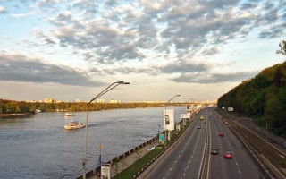 С 1 ноября скорость движения в Киеве ограничили до 50 км/ч