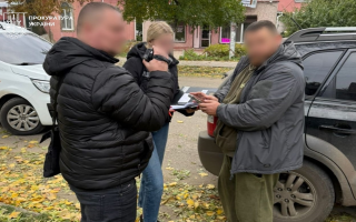 Офицер в Одесской области требовал 45 тысяч гривен у военнослужащих за закрытие дел о СЗЧ — прокуратура