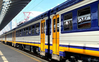 На 10 днів у Києві зупинять рух між кільцевої електрички Почайною та Райдужним
