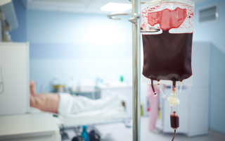 В Індії спалахнув скандал — дітей заразили ВІЛ під час переливання крові