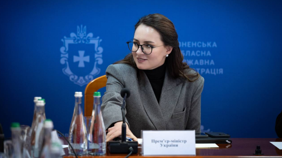 Правительство запускает зимний пакет поддержки — кто получит помощь и какие программы заработают