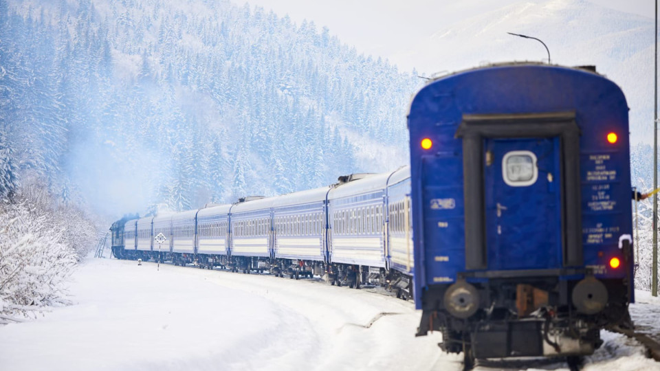 Зимняя поддержка — в УЗ объяснили, почему для бесплатных поездок выбрали именно 3000 км