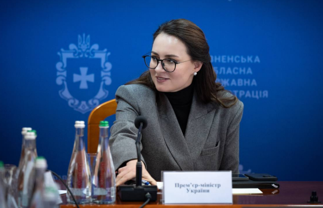 Правительство запускает зимний пакет поддержки — кто получит помощь и какие программы заработают