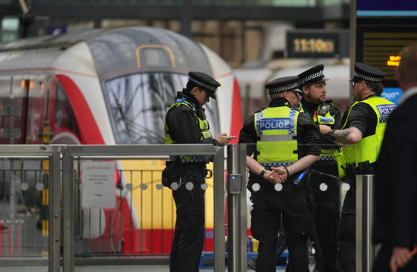 Резня в поезде в Великобритании: стали известны новые подробности