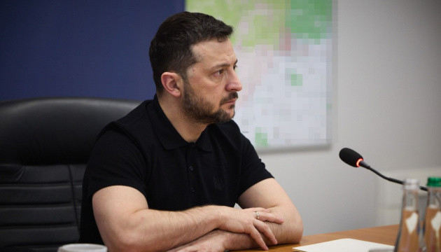 Зеленский анонсировал повышение зарплат и новые контракты для военных