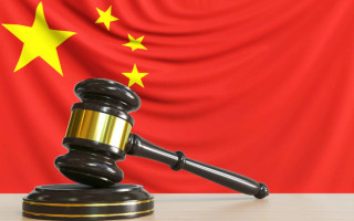 В Китае суд вынес предупреждение адвокату за подачу документов с вымышленными ИИ делами