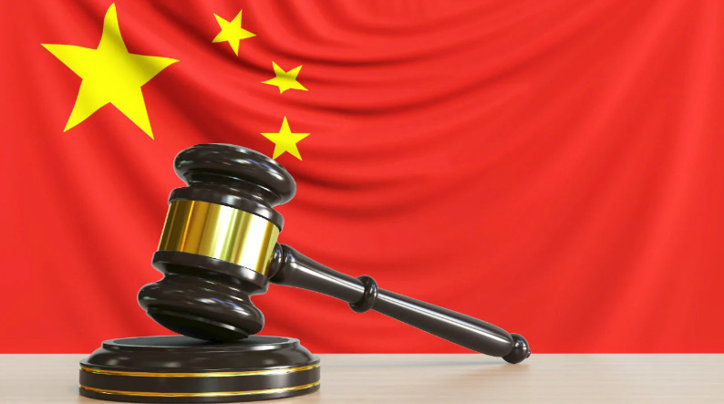 У Китаї суд виніс попередження адвокату за подачу документів з вигаданими ШІ справами