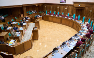 КСУ розглядає справу щодо гарантій для працівників призваних або прийнятих на військову службу на особливий період