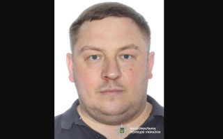 В Киеве разыскивают начальника отделения полиции Юрия Рибянского — вместе с ним пропали арестованные деньги