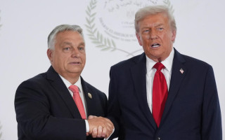 Премьер Венгрии Орбан прибыл в Белый дом для переговоров с Трампом, видео